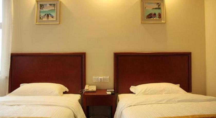 Greentree Inn Suzhou Railway Station North Square Haobainian Wedding Dress City Express Hotel Exterior photo