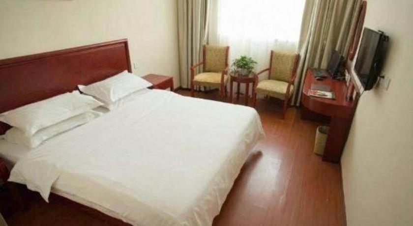 Greentree Inn Suzhou Railway Station North Square Haobainian Wedding Dress City Express Hotel Exterior photo