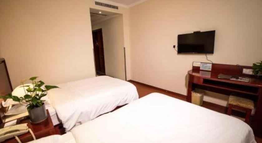 Greentree Inn Suzhou Railway Station North Square Haobainian Wedding Dress City Express Hotel Exterior photo